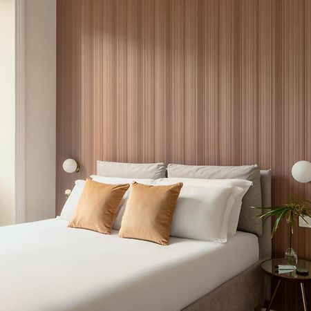 Sjr Luxury Apartment Trevi Fountain Рим Екстериор снимка