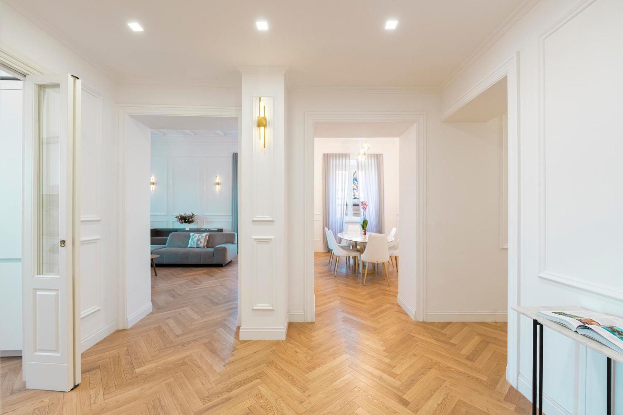 Sjr Luxury Apartment Trevi Fountain Рим Екстериор снимка