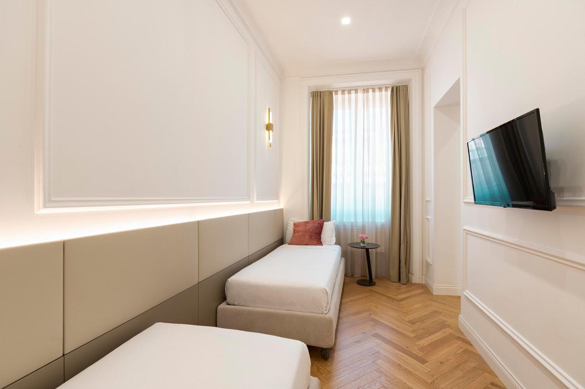 Sjr Luxury Apartment Trevi Fountain Рим Екстериор снимка