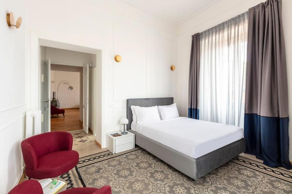 Sjr Luxury Apartment Trevi Fountain Рим Екстериор снимка