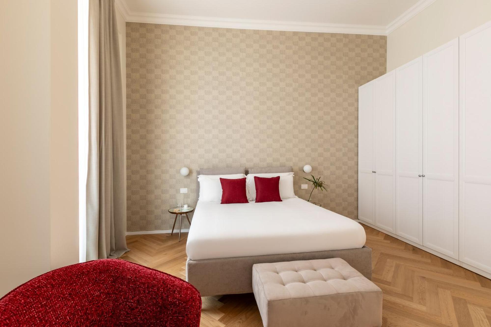 Sjr Luxury Apartment Trevi Fountain Рим Екстериор снимка